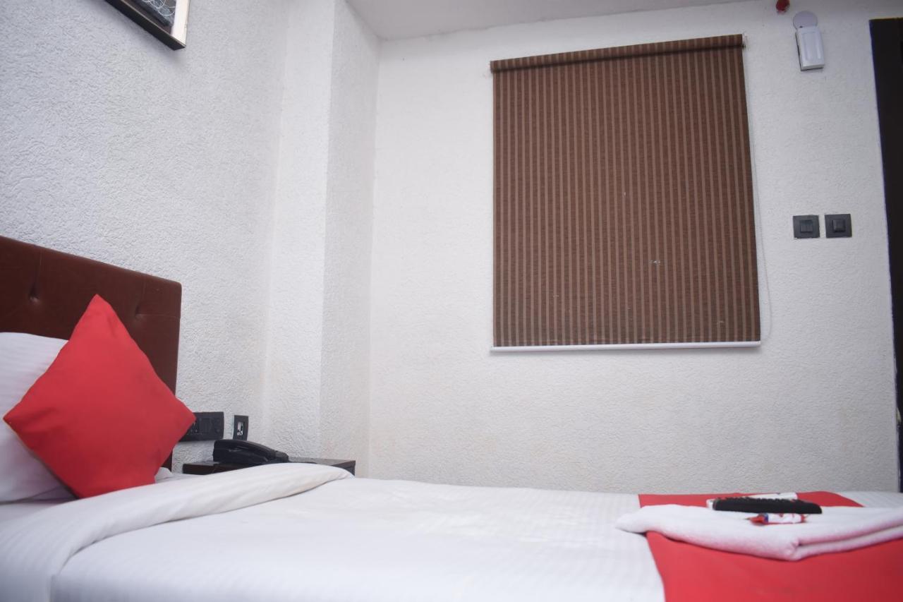 Hotel Jaypee Inn Hāora المظهر الخارجي الصورة